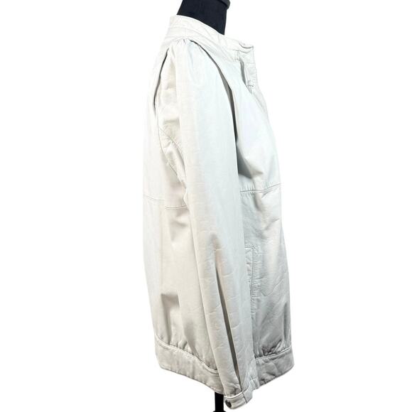 Vintage Women's Large C&A White Cowhide Leather Jacket 40” Chest Classic Bomber - Picture 3 of 11
